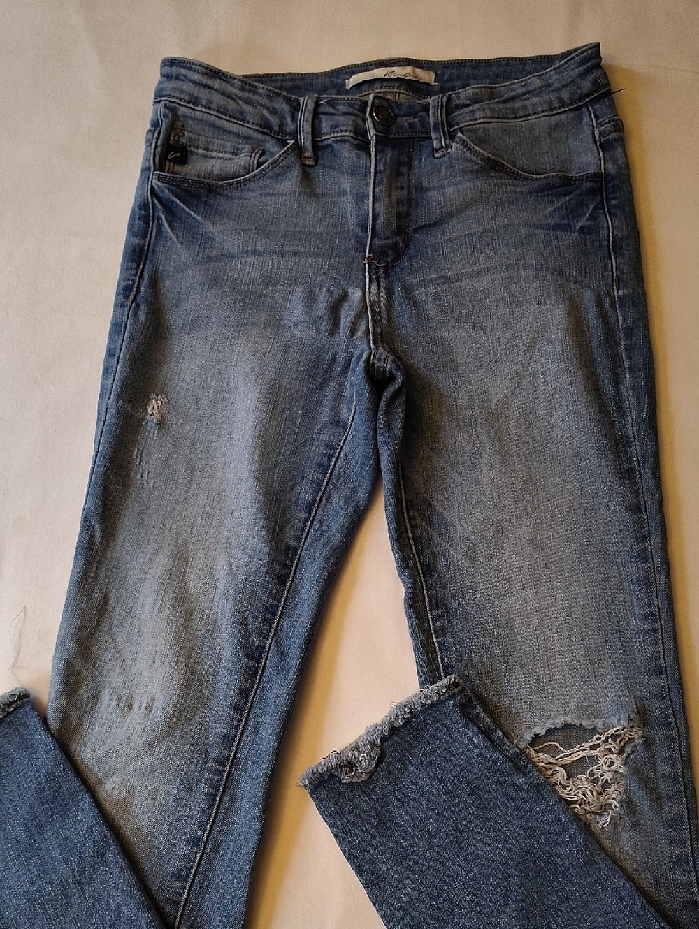 KanCan Mid Wash Distressed Skinny Jeans in Blue Frayed Hem Size 26
